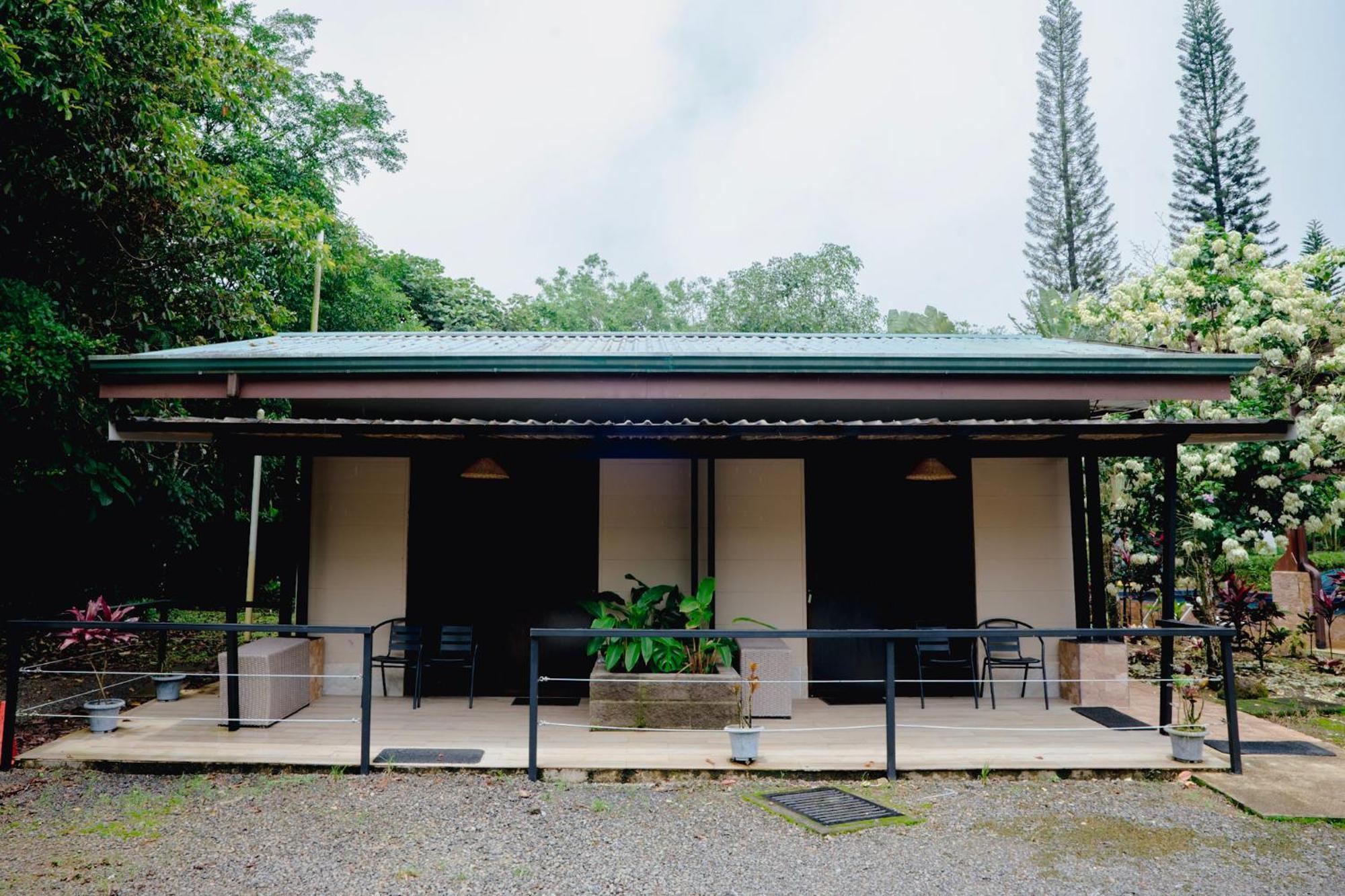 Avita Lodge Quesada  Exterior photo